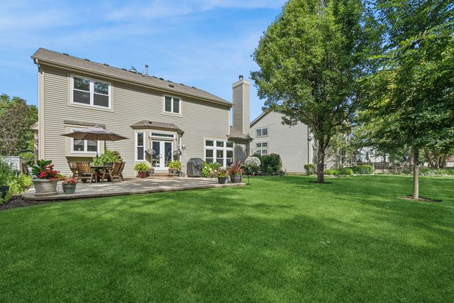 18461 W Meander Drive N, Grayslake, IL 60030