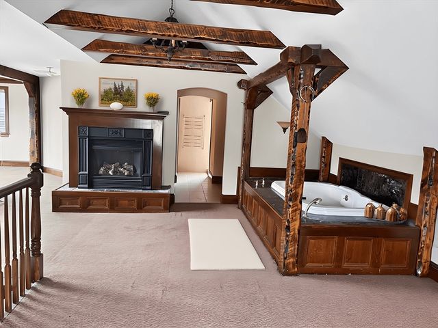 20 South St, Plainville, MA 02762