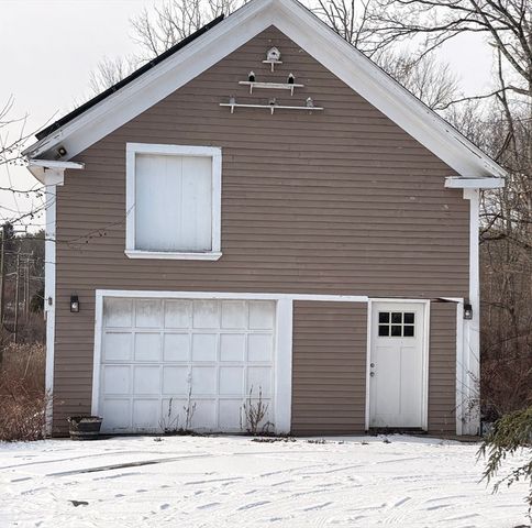 20 South St, Plainville, MA 02762
