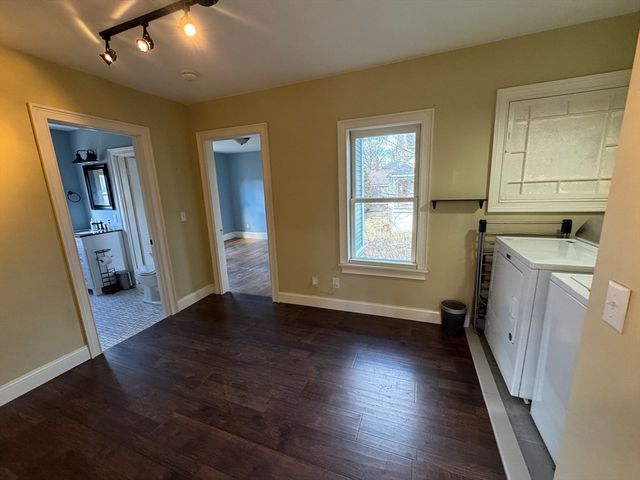 20 South St, Plainville, MA 02762