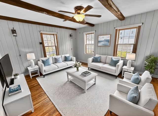 20 South St, Plainville, MA 02762