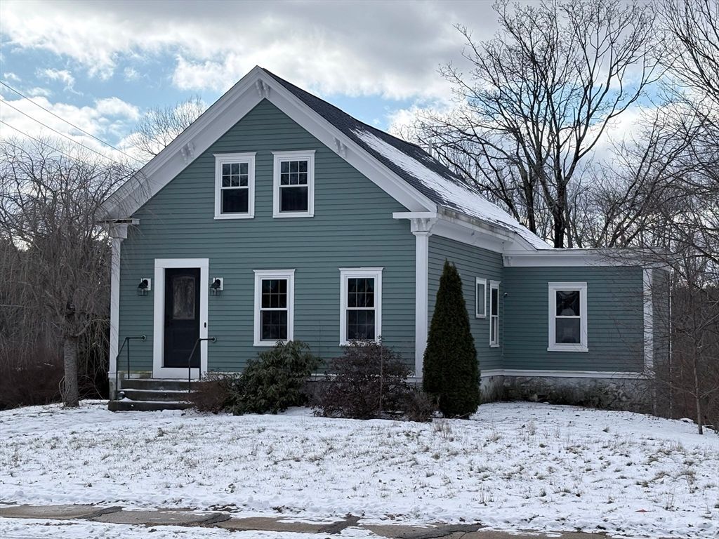 20 South St, Plainville, MA 02762