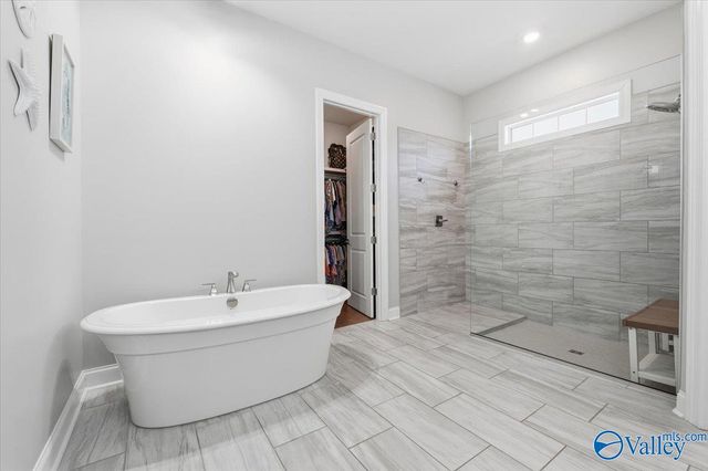 8098 Goose Ridge Drive, Owens Cross Roads, AL 35763