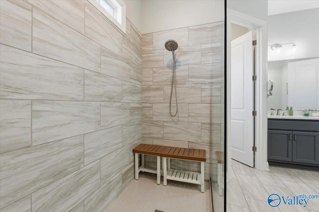 8098 Goose Ridge Drive, Owens Cross Roads, AL 35763