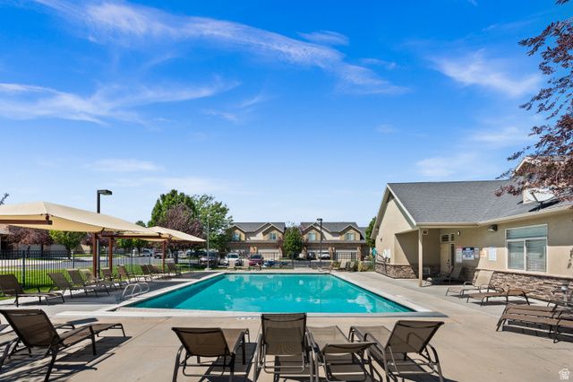 2534 W ADELAIDE DR, Riverton, UT 84065