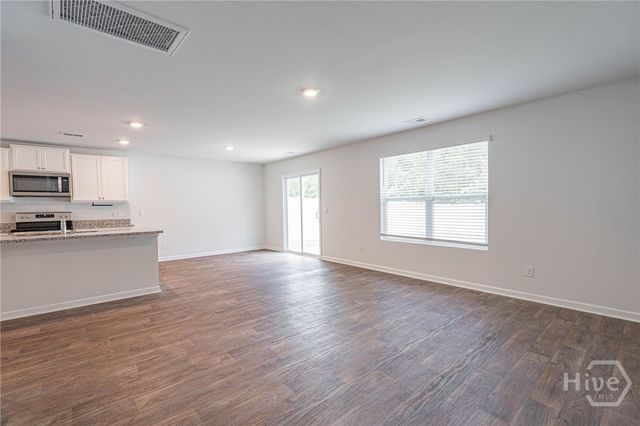 1004 Bergamot Road, Bloomingdale, GA 31302