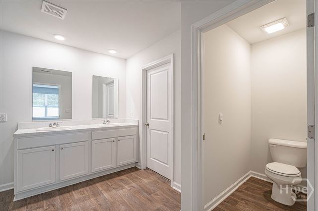 1004 Bergamot Road, Bloomingdale, GA 31302