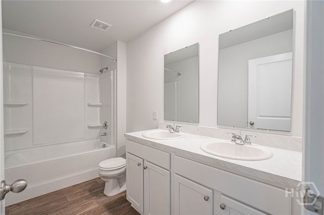 1004 Bergamot Road, Bloomingdale, GA 31302