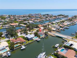 2001 IOWA AVENUE NE, St Petersburg, FL 33703