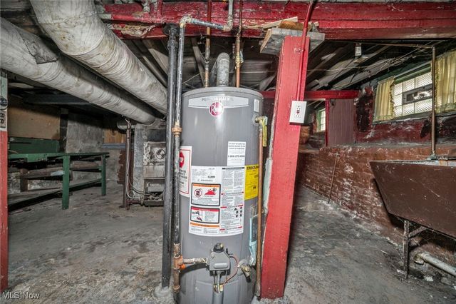 1012 E 72nd Street, Cleveland, OH 44103