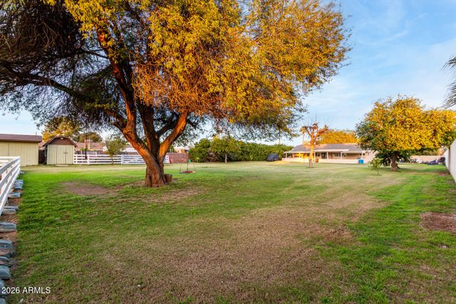 8031 W Montebello Avenue, Glendale, AZ 85303