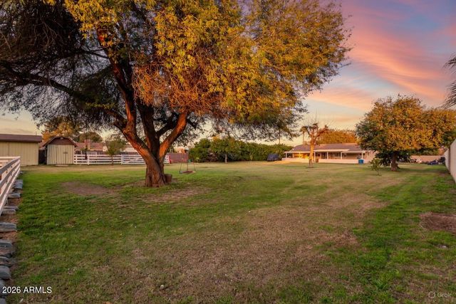 8031 W Montebello Avenue, Glendale, AZ 85303