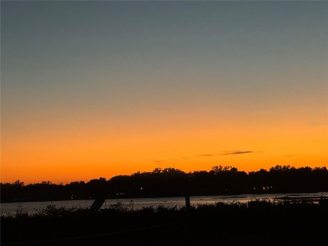 1925 DOCKSIDE DRIVE, Valrico, FL 33594