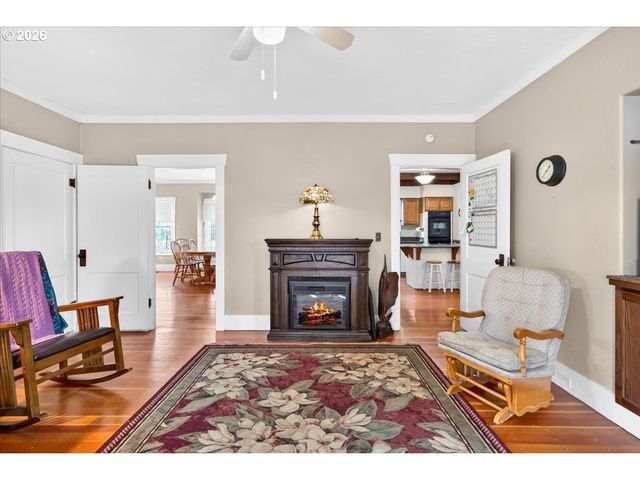 864 State Ave, Vernonia, OR 97064