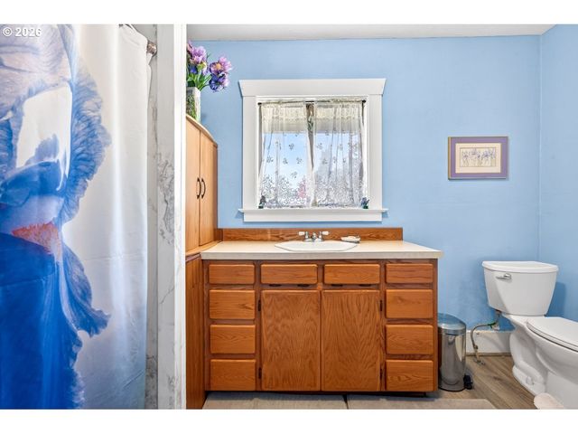864 State Ave, Vernonia, OR 97064