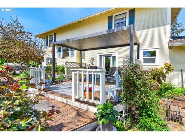 864 State Ave, Vernonia, OR 97064