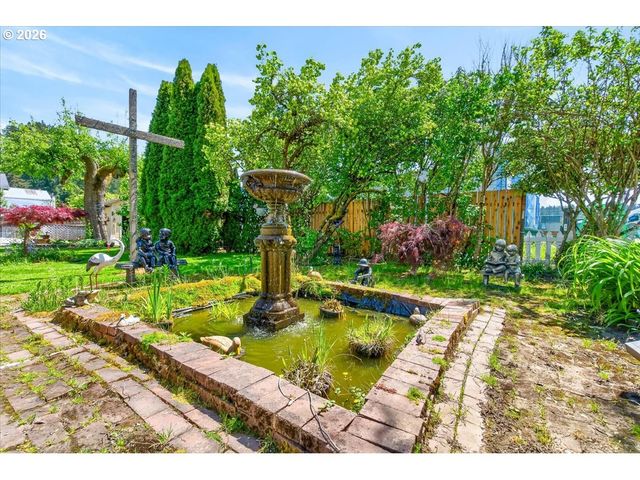 864 State Ave, Vernonia, OR 97064