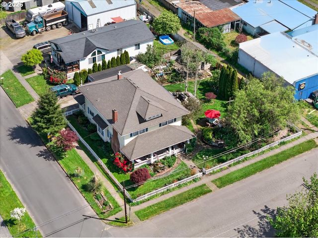 864 State Ave, Vernonia, OR 97064