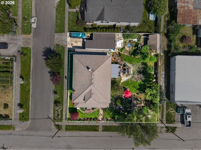 864 State Ave, Vernonia, OR 97064