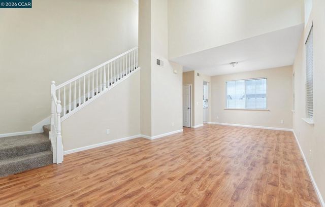2939 Kennsington Ln, Tracy, CA 95377