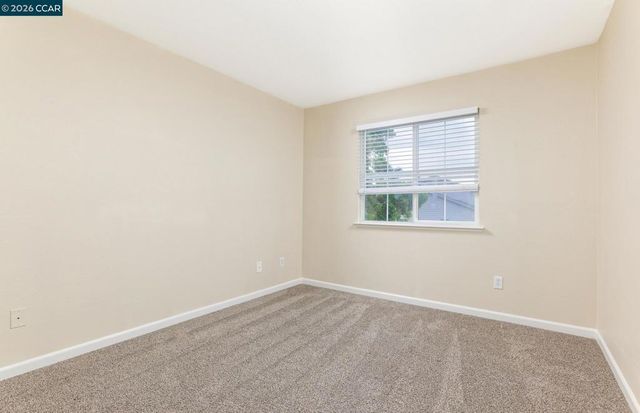 2939 Kennsington Ln, Tracy, CA 95377