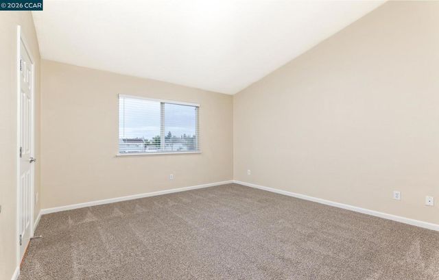2939 Kennsington Ln, Tracy, CA 95377