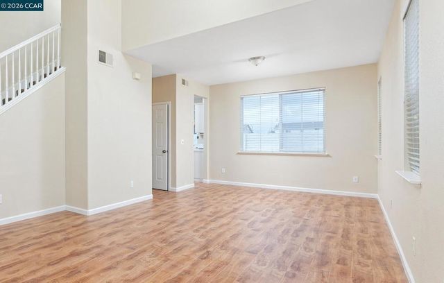 2939 Kennsington Ln, Tracy, CA 95377