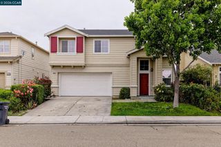 2939 Kennsington Ln, Tracy, CA 95377