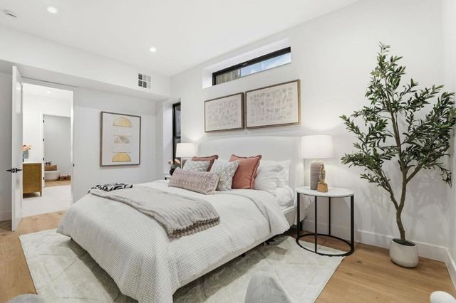 11660 Winding Way, Los Altos, CA 94024