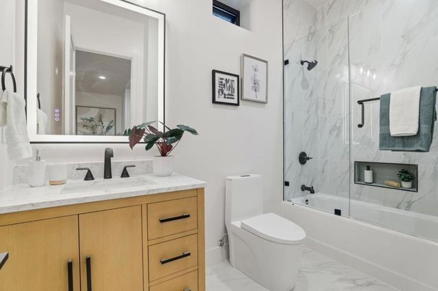 11660 Winding Way, Los Altos, CA 94024