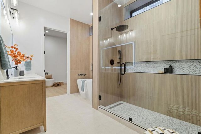 11660 Winding Way, Los Altos, CA 94024