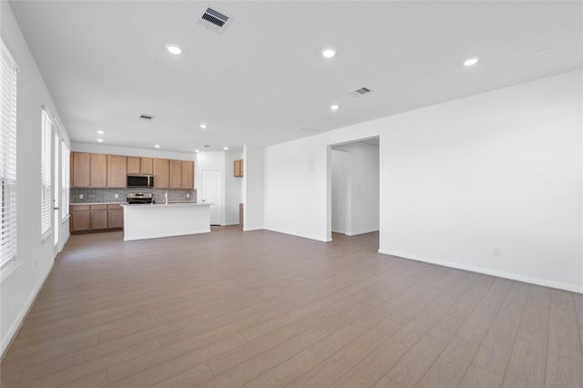 1403 Grand Olympia Drive, Fresno, TX 77545