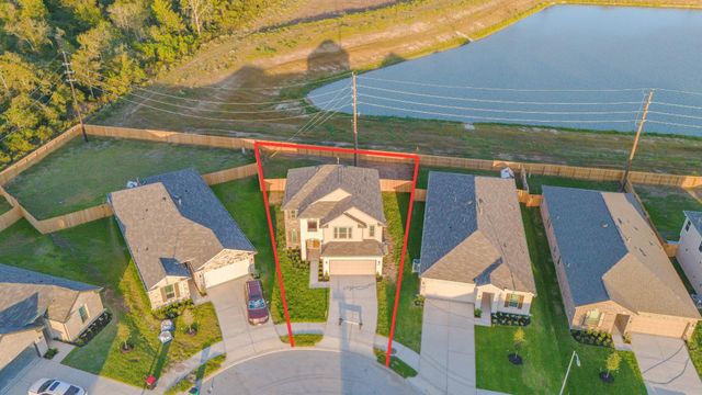 1403 Grand Olympia Drive, Fresno, TX 77545