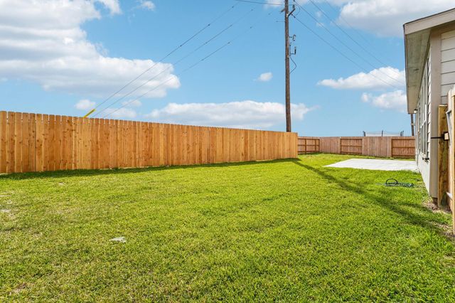 1403 Grand Olympia Drive, Fresno, TX 77545