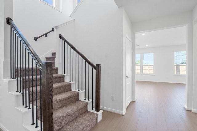 1403 Grand Olympia Drive, Fresno, TX 77545