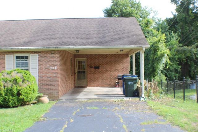 234 Hylton Street, Mount Airy, NC 27030