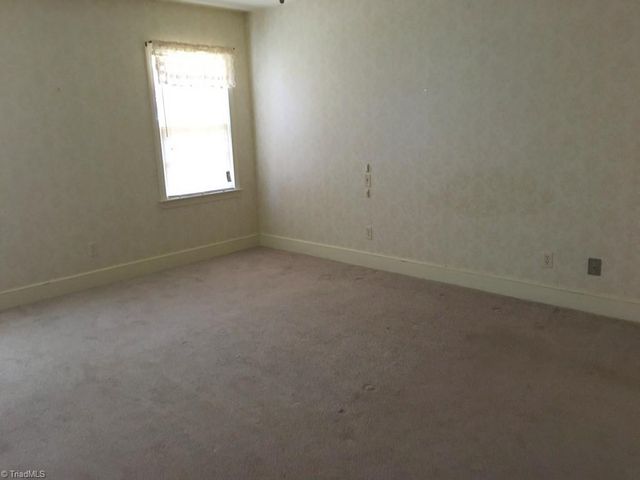 234 Hylton Street, Mount Airy, NC 27030