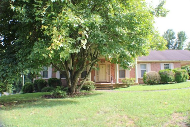 234 Hylton Street, Mount Airy, NC 27030