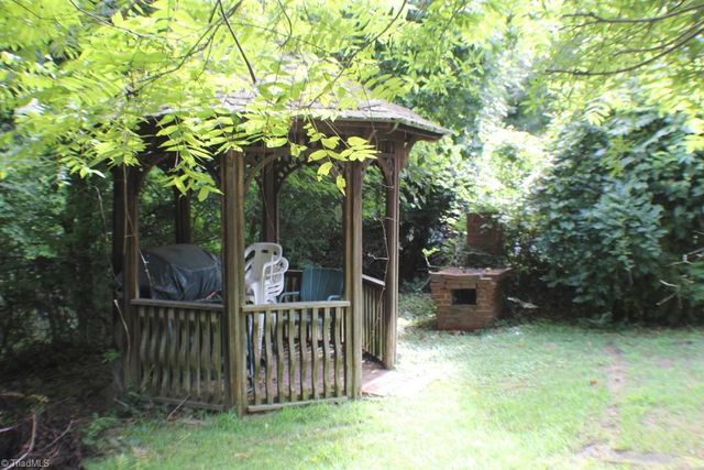 234 Hylton Street, Mount Airy, NC 27030