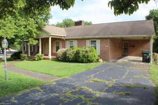 234 Hylton Street, Mount Airy, NC 27030