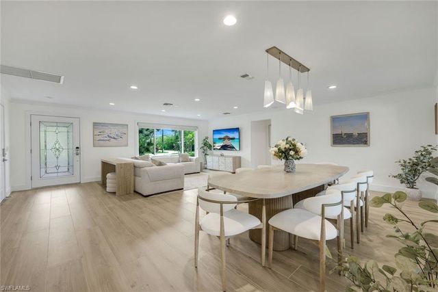 27098 Harbor DR, Bonita Springs, FL 34135