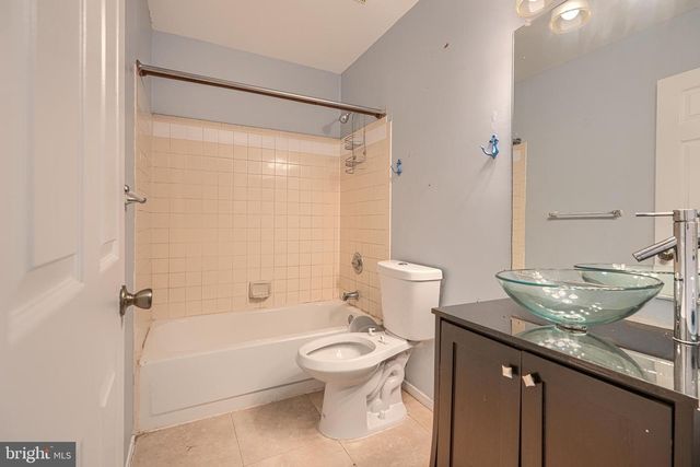 7 COBBER LN, Baltimore, MD 21229