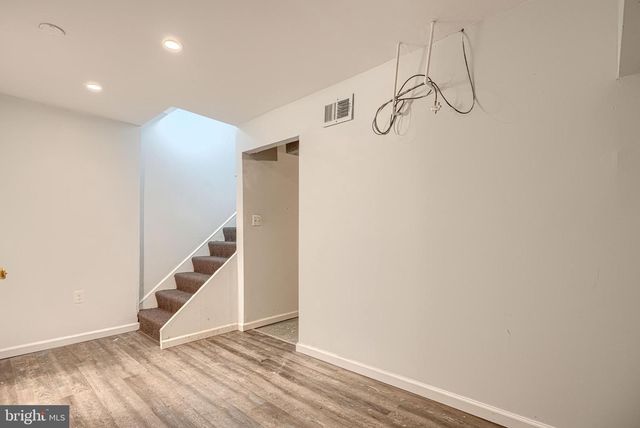 7 COBBER LN, Baltimore, MD 21229