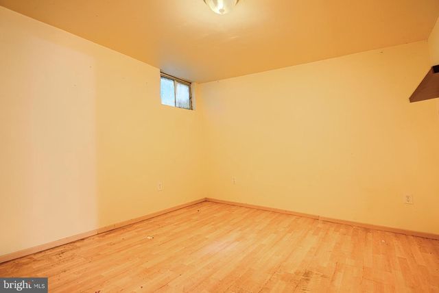 7 COBBER LN, Baltimore, MD 21229