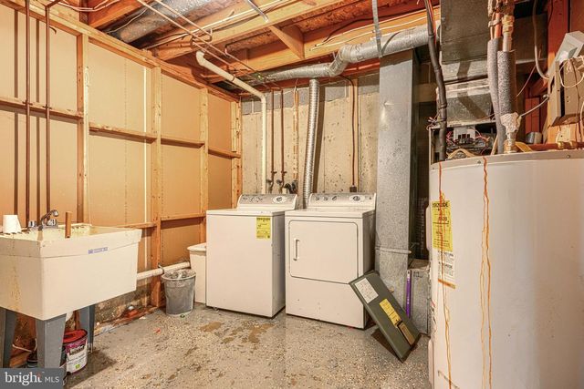 7 COBBER LN, Baltimore, MD 21229