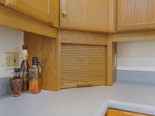65 Sioux Circle, Sand Springs, OK 74063