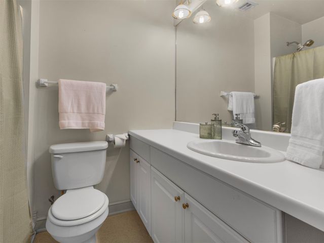 65 Sioux Circle, Sand Springs, OK 74063