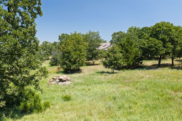 65 Sioux Circle, Sand Springs, OK 74063