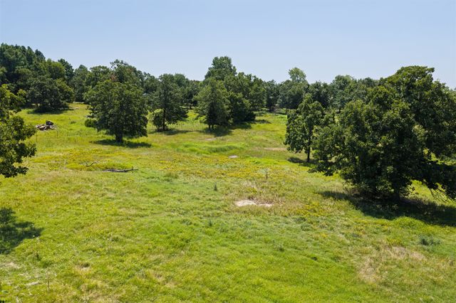65 Sioux Circle, Sand Springs, OK 74063