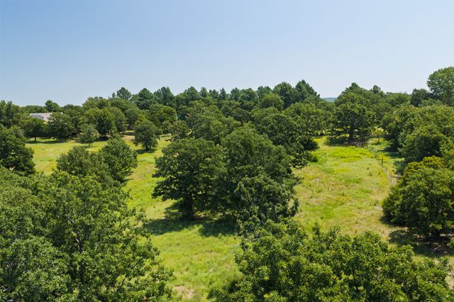 65 Sioux Circle, Sand Springs, OK 74063